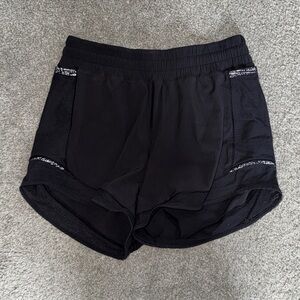Limited Edition Lululemon High-Rise Black Hottie Hot Shorts (size 6)